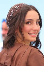 سها نیاستی