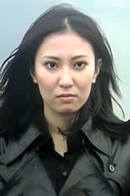 衣麻遼子