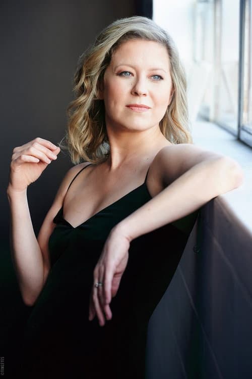 Nicole Underhay