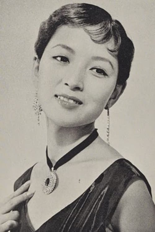 東谷暎子