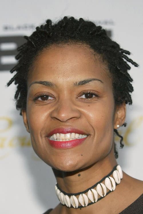 Paula McGee
