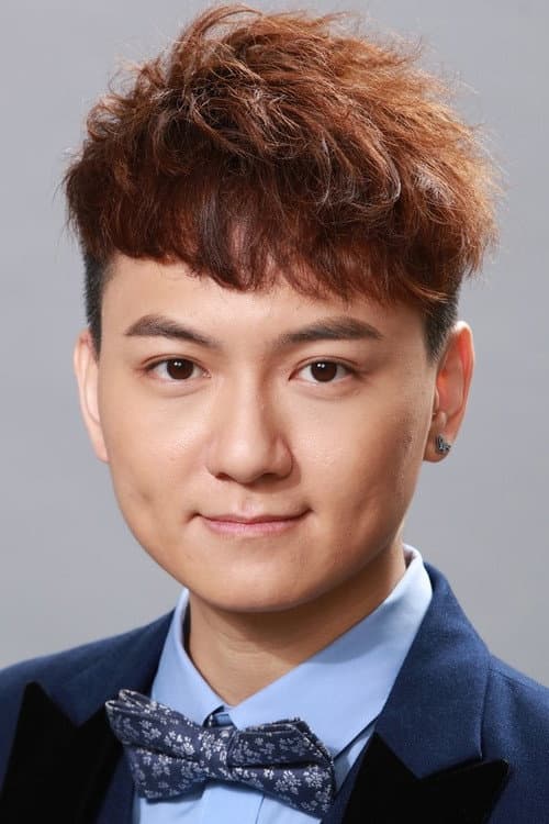 吳佩隆