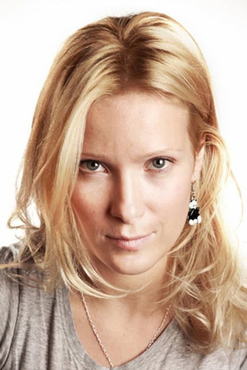 Анна Слю